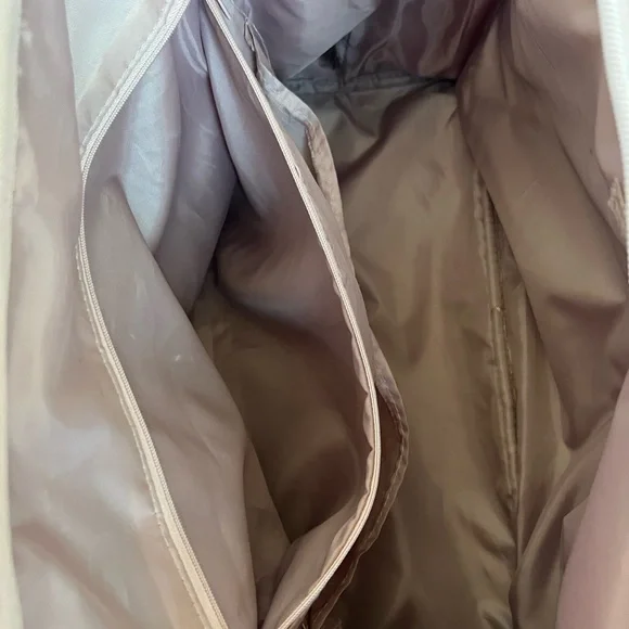 Beis Weekender Bag - Picture 5 of 8